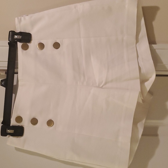 Loft Admiral Shorts NWT - Picture 4 of 5